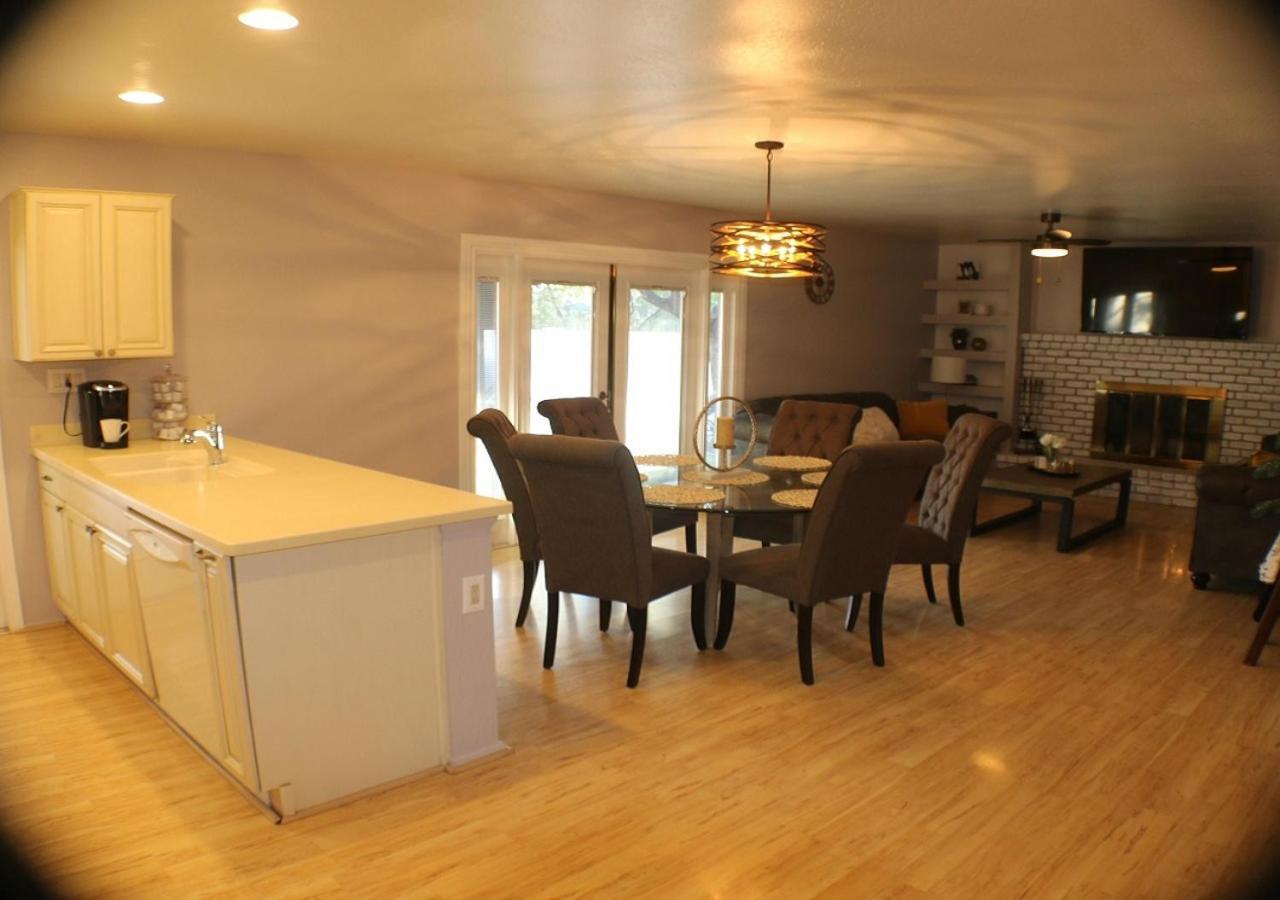 Tempe Escape With Heated Pool, Billiards & Firepit Fun Vila Exterior foto
